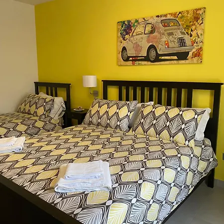 Bed and breakfast Mareluna 3*