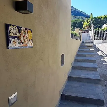 Mareluna 住宿加早餐酒店 卡斯特拉玛雷帝斯达比亚