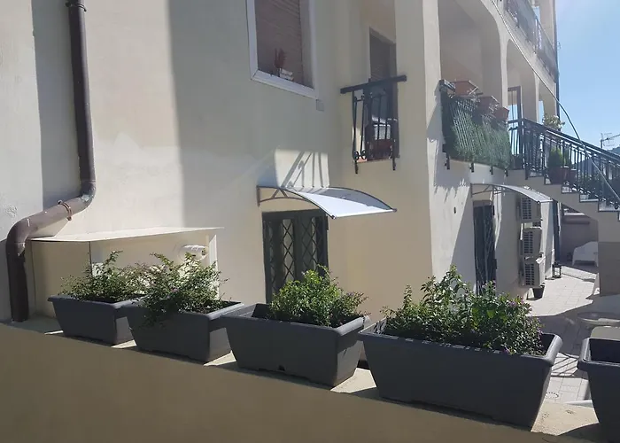 Mareluna Bed & Breakfast 3*